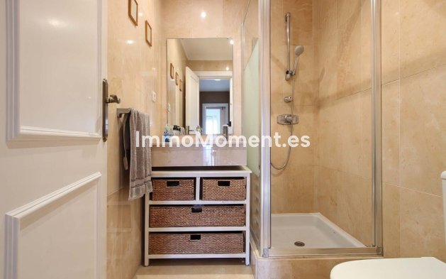 Wiederverkauf - Wohnung - Marbella - Nueva Andalucía