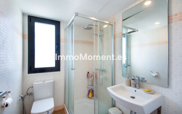 Wiederverkauf - Wohnung - Estepona  - Estepona Centro