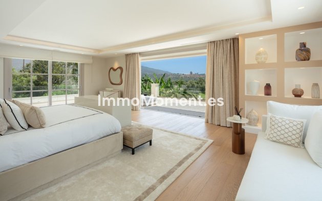 Wiederverkauf - Villa - Marbella - Nueva Andalucía