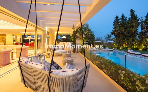 Wiederverkauf - Villa - Marbella - Nueva Andalucía