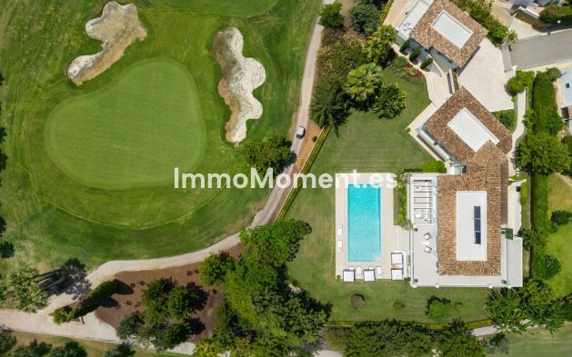 Wiederverkauf - Villa - Marbella - Nueva Andalucía