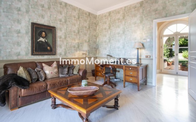 Revente - Villa - Marbella - Marbella Centro