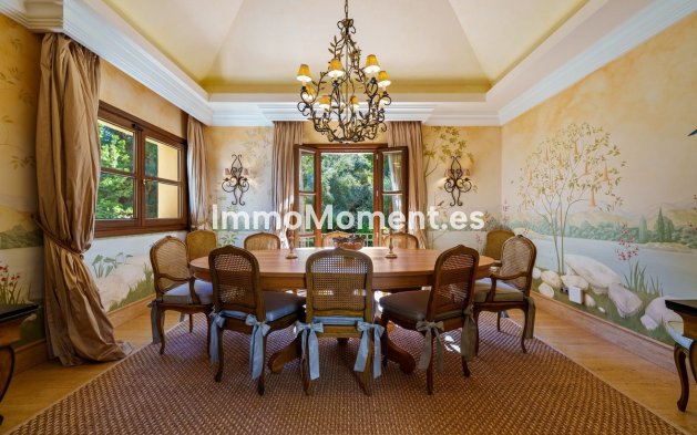 Resale - Villa - Marbella - The Golden Mile