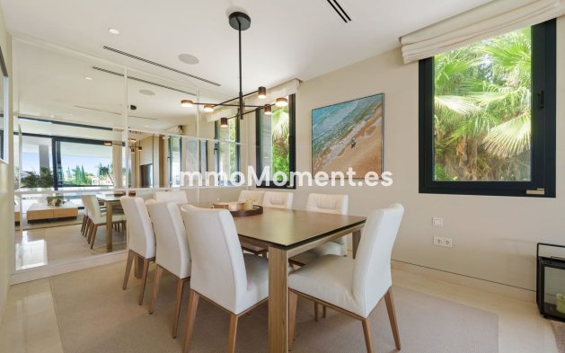 Wiederverkauf - Villa - Marbella - Nueva Andalucía