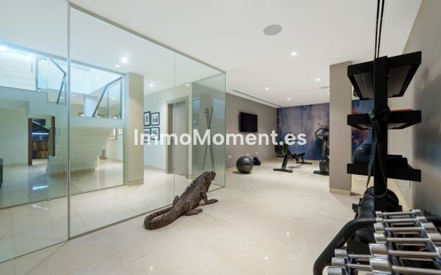 Wiederverkauf - Villa - Marbella - Nueva Andalucía