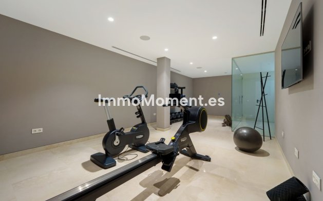 Wiederverkauf - Villa - Marbella - Nueva Andalucía