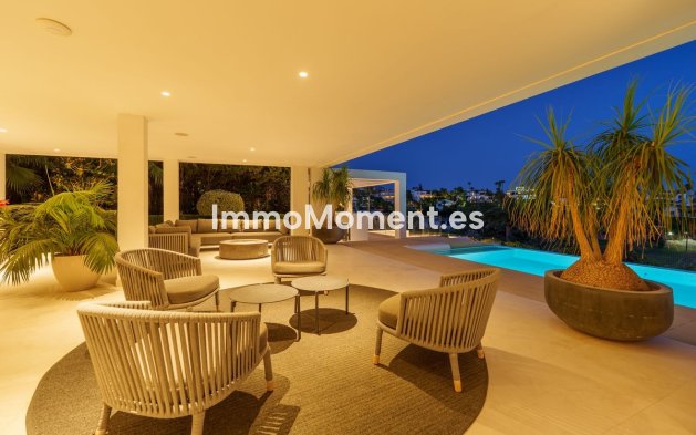 Wiederverkauf - Villa - Marbella - Nueva Andalucía