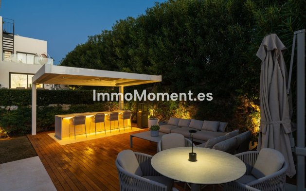 Wiederverkauf - Villa - Marbella - Nueva Andalucía