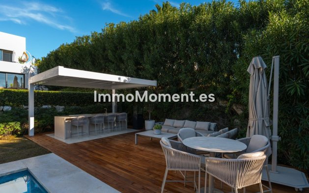 Wiederverkauf - Villa - Marbella - Nueva Andalucía