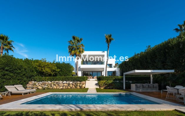 Wiederverkauf - Villa - Marbella - Nueva Andalucía
