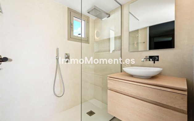 Revente - Villa - Marbella - Nueva Andalucía