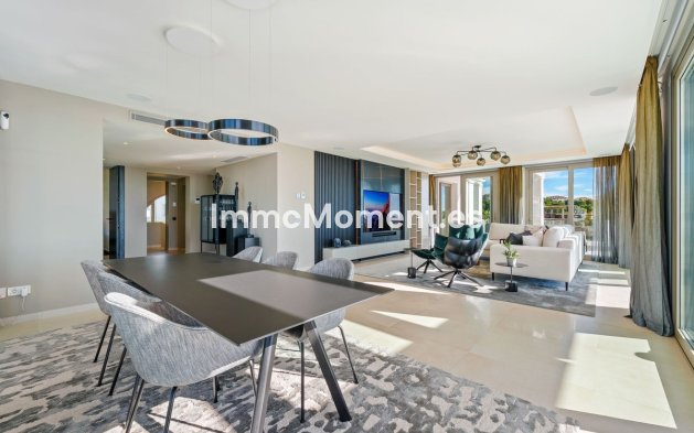 Revente - Villa - Marbella - Nueva Andalucía