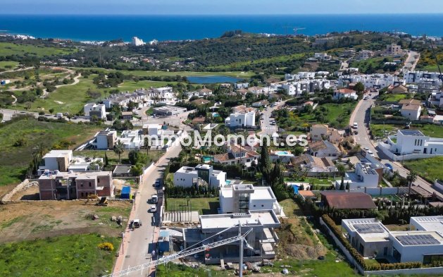 Resale - Villa - Estepona - Valle Romano