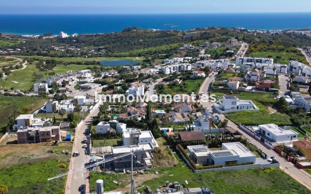 Resale - Villa - Estepona - Valle Romano