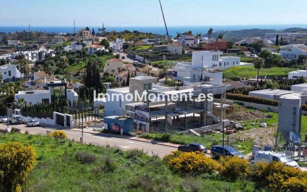 Resale - Villa - Estepona - Valle Romano