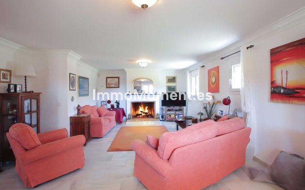 Revente - Villa - Estepona  - Estepona Centro