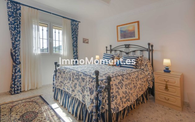 Revente - Villa - Estepona  - Estepona Centro