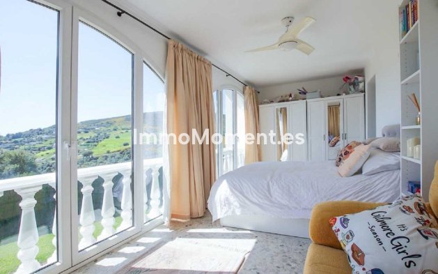 Revente - Villa - Estepona  - Estepona Centro