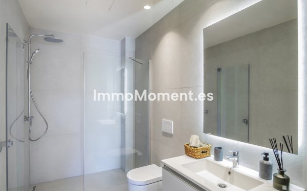 Reventa - Villa - Estepona  - New Golden Mile