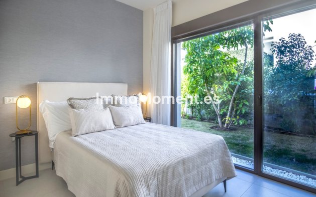 Reventa - Villa - Estepona  - New Golden Mile