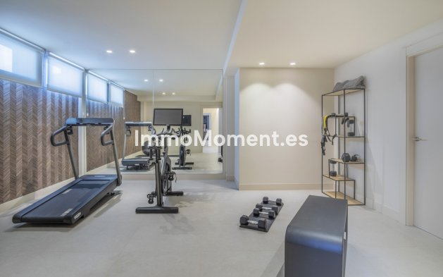 Reventa - Villa - Estepona  - New Golden Mile