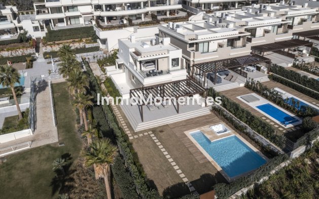 Reventa - Villa - Estepona  - New Golden Mile