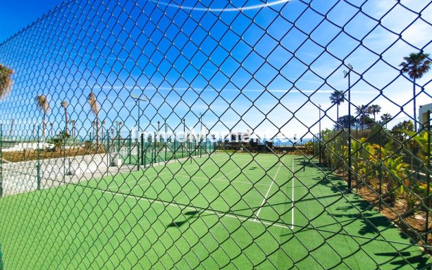 Reventa - Villa - Estepona  - New Golden Mile