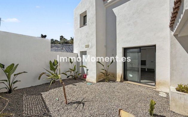 Revente - Villa - Estepona  - Estepona Centro