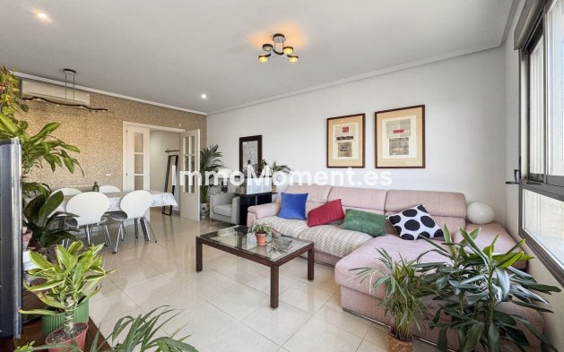 Wiederverkauf - Wohnung - Málaga - Huelin