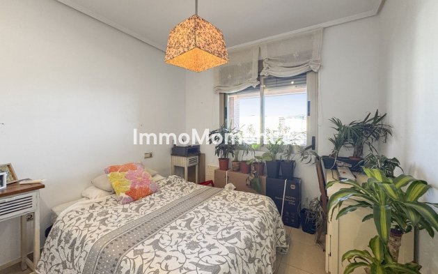 Wiederverkauf - Wohnung - Málaga - Huelin