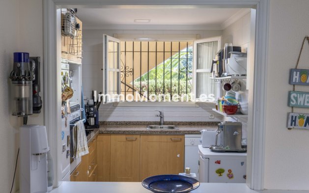 Wiederverkauf - Wohnung - Estepona  - Estepona Centro