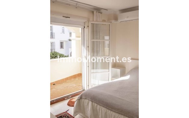 Wiederverkauf - Wohnung - Estepona  - Estepona Centro