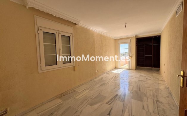 Reventa - Villa - Estepona  - Estepona Centro