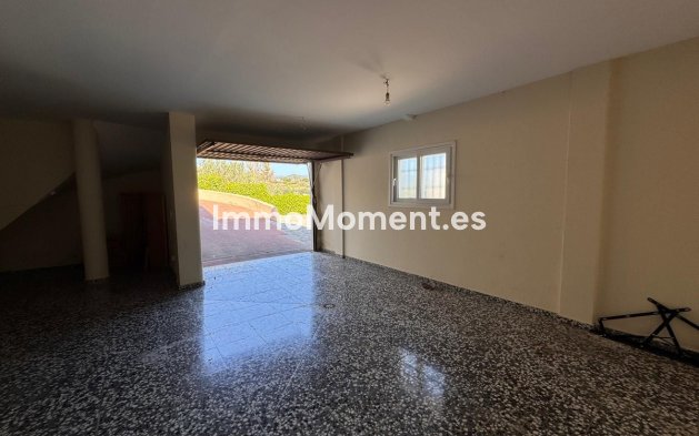 Reventa - Villa - Estepona  - Estepona Centro