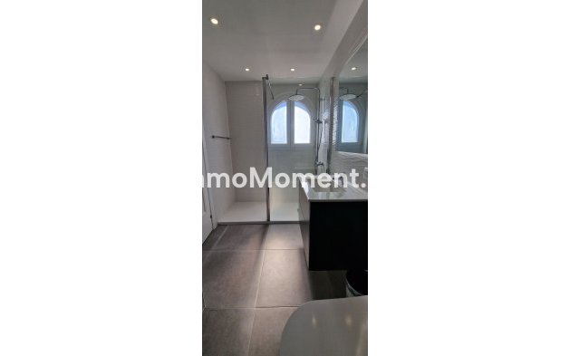 Revente - Maison mitoyenne - Manilva - La Duquesa