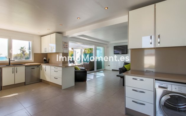 Resale - Villa - Estepona - New Golden Mile