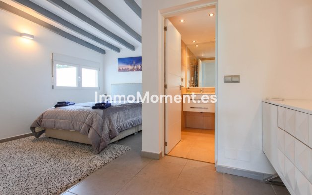 Resale - Villa - Estepona - New Golden Mile