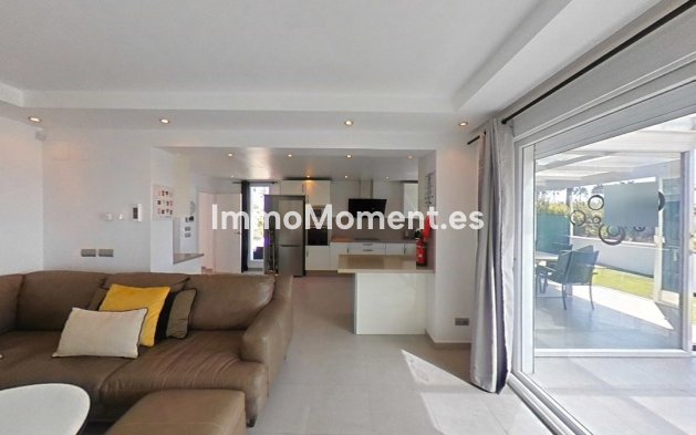 Resale - Villa - Estepona - New Golden Mile