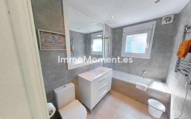 Resale - Villa - Estepona - New Golden Mile