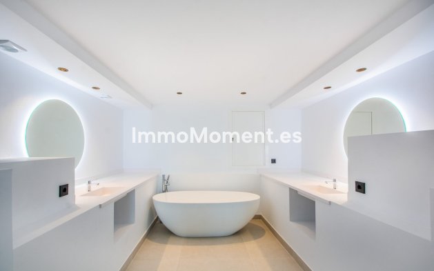 Wiederverkauf - Wohnung - Marbella - La Mairena