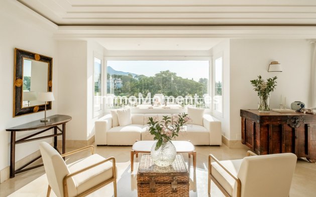 Reventa - Villa - Marbella - Aloha