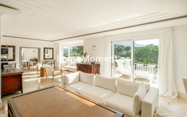 Reventa - Villa - Marbella - Aloha