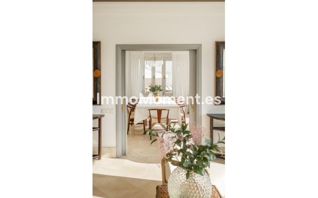 Reventa - Villa - Marbella - Aloha