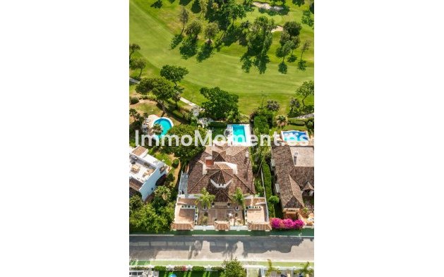 Reventa - Villa - Marbella - Aloha