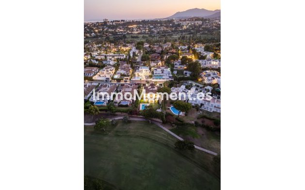 Reventa - Villa - Marbella - Aloha