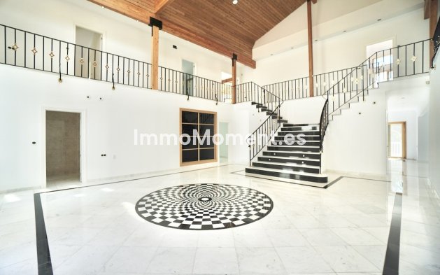 Revente - Villa - Benahavís - Benahavís Centro