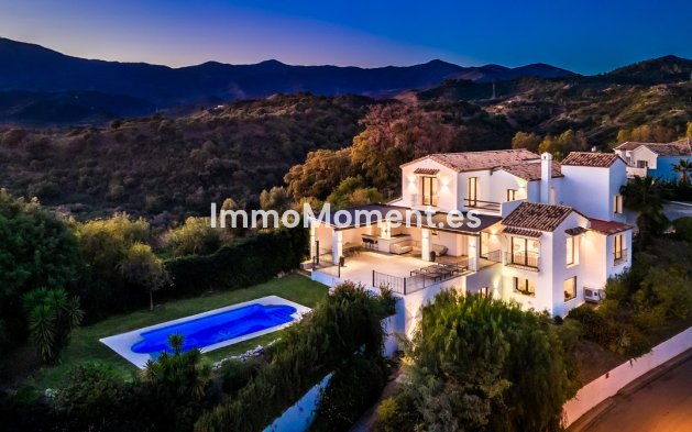 Wiederverkauf - Villa - Estepona  - Estepona Centro