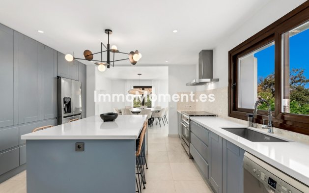 Wiederverkauf - Villa - Estepona  - Estepona Centro