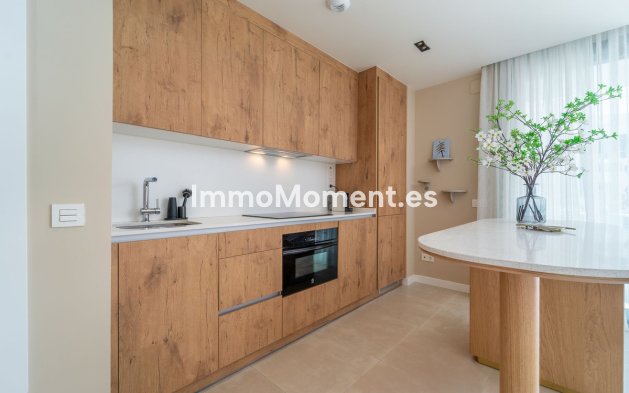 Resale - Apartment - Fuengirola - Fuengirola Centro