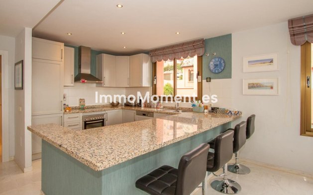 Wiederverkauf - Wohnung - Marbella - La Mairena